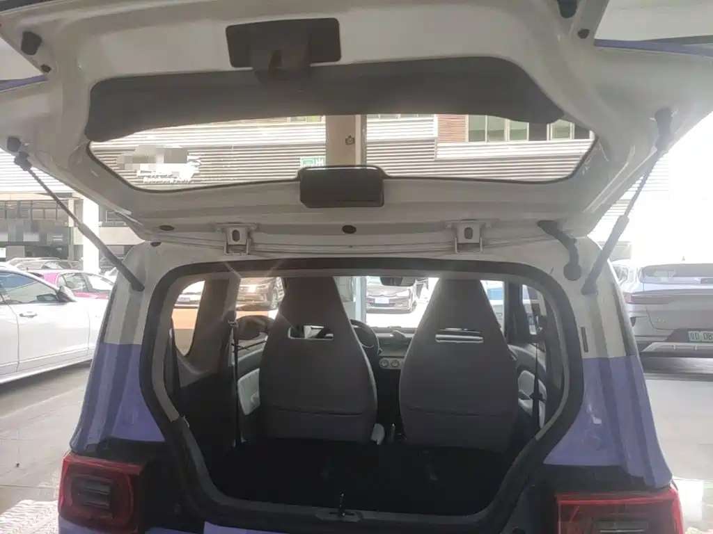 Wuling MINIEV — миниатюра 19