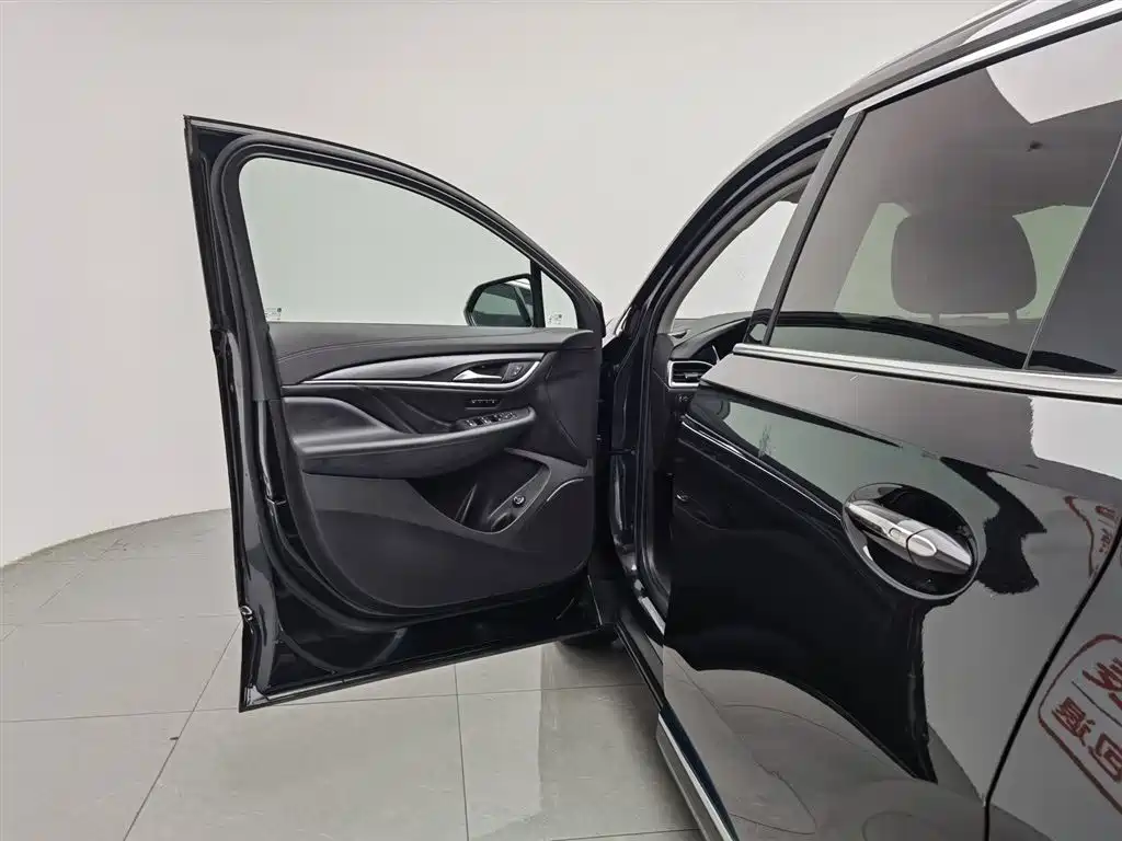 Buick Enclave 2022 652T Luxury 7 мест