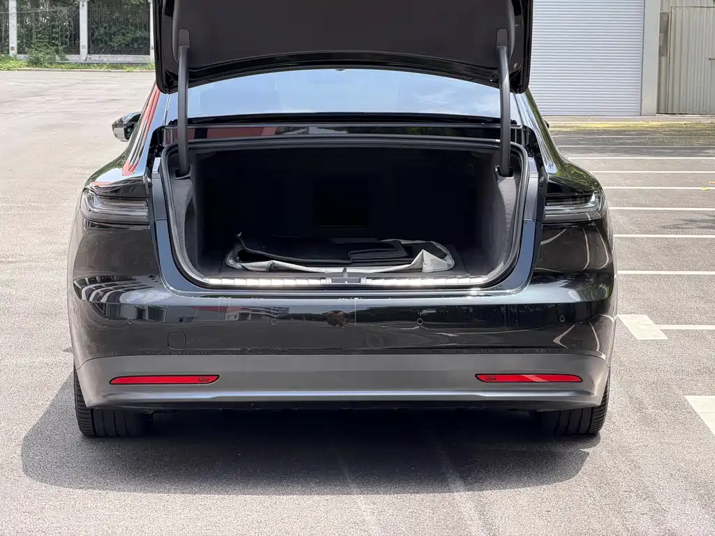 NIO ET7 2024 75kWh Executive