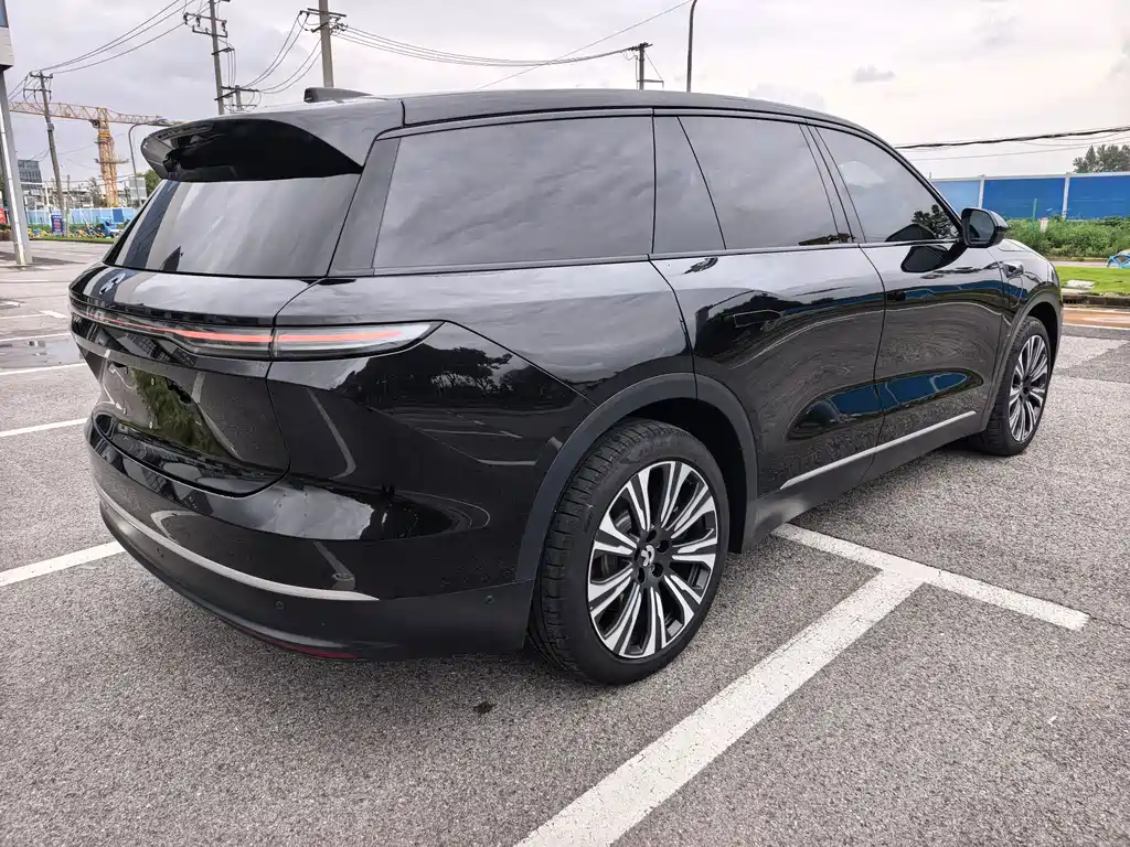 NIO ES8 — миниатюра 5
