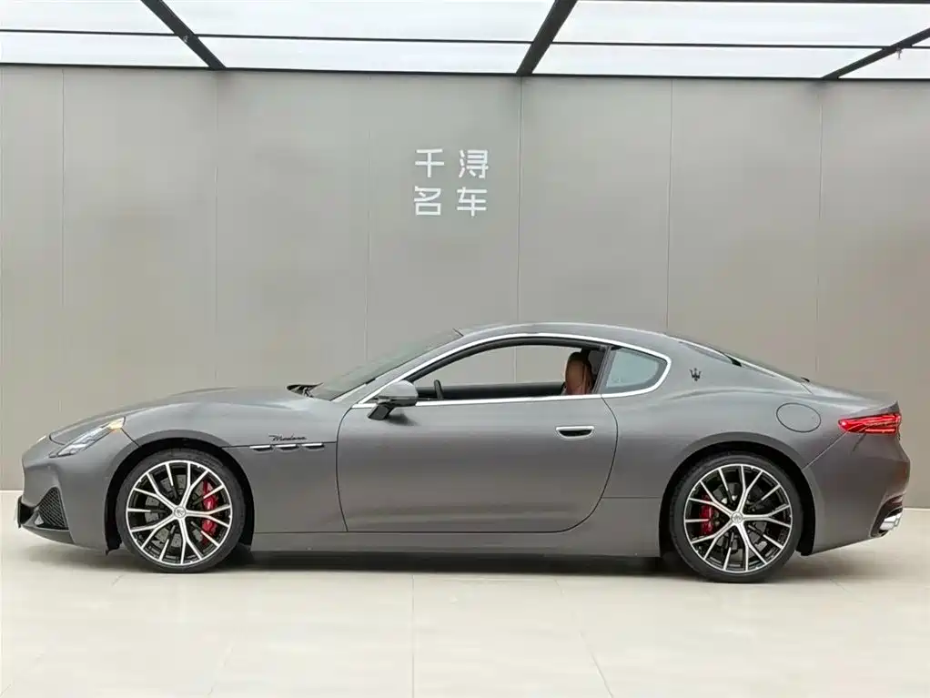 Maserati GranTurismo 2023 3.0T Modena