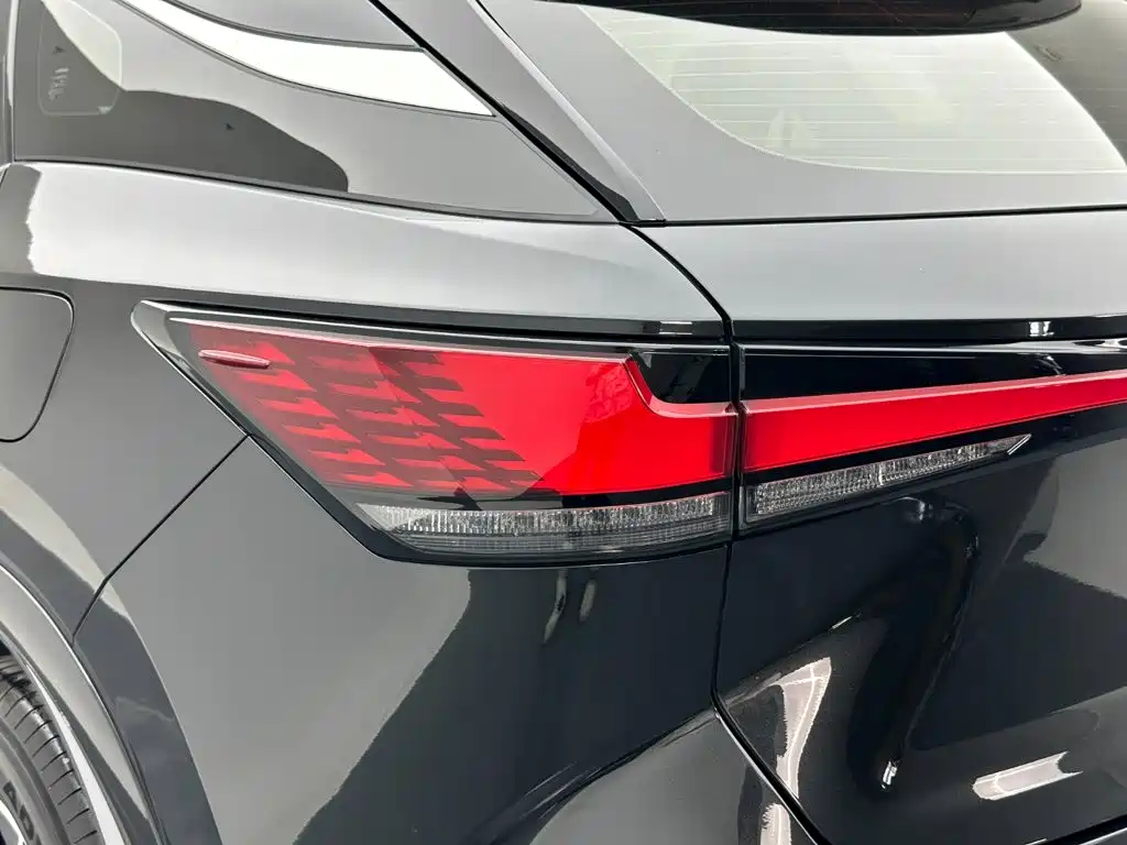 Lexus RX — миниатюра 25