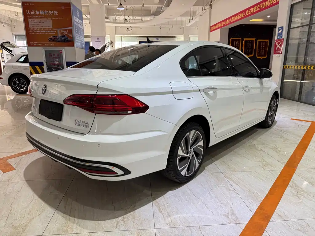 Volkswagen Bora — миниатюра 4