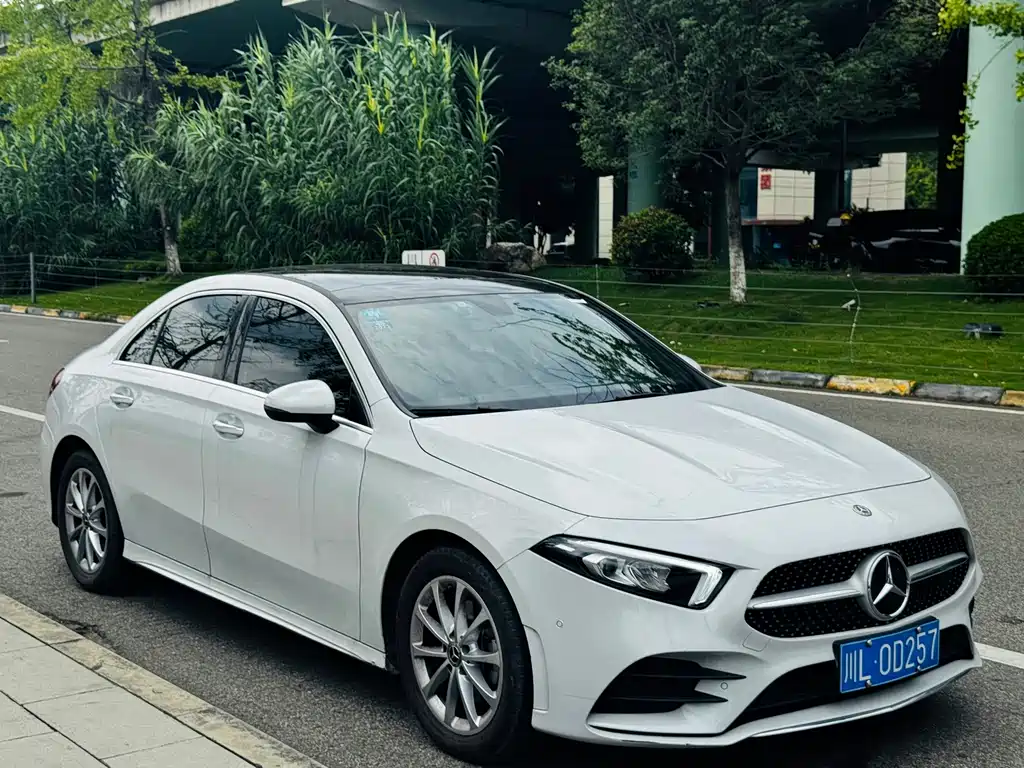 Mercedes-Benz A-Class — миниатюра 3