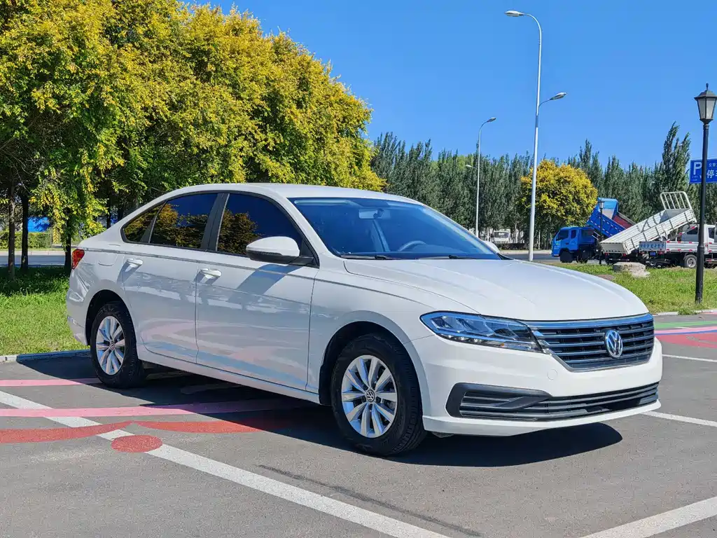 Volkswagen Lavida — миниатюра 3