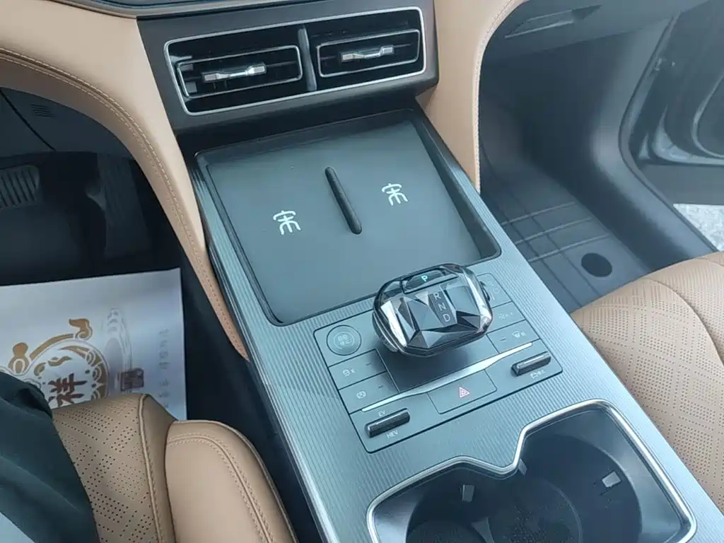 BYD L DM-i — миниатюра 14
