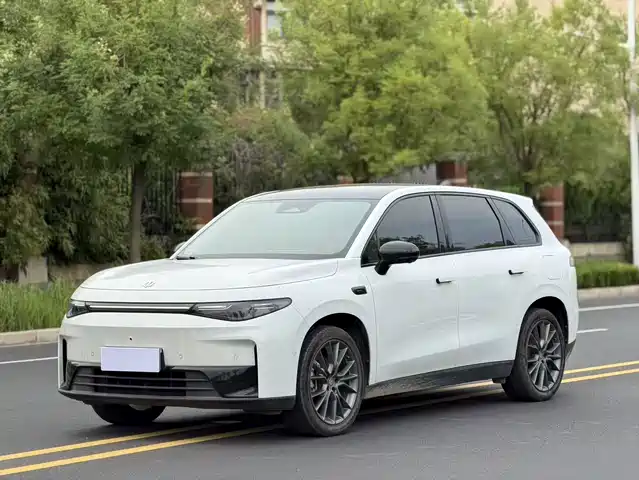 2025 Leapmotor C10