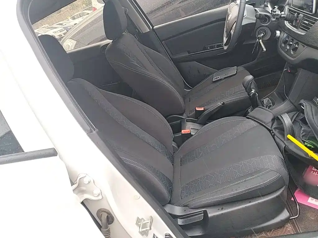 Baojun 310 — миниатюра 25