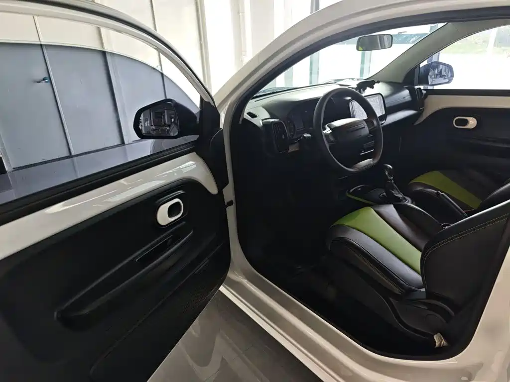 Roewe Clever — миниатюра 16