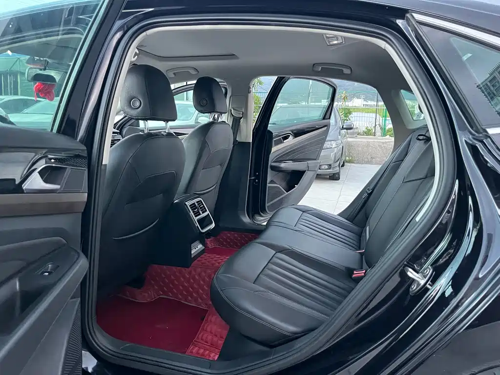 Volkswagen Passat — миниатюра 15