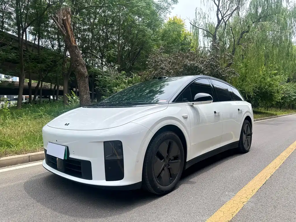 Li Auto i6