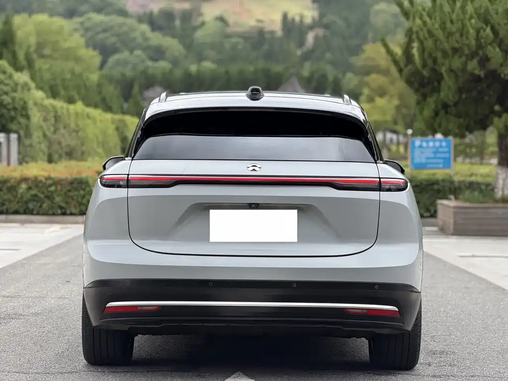 NIO ES6 — миниатюра 13