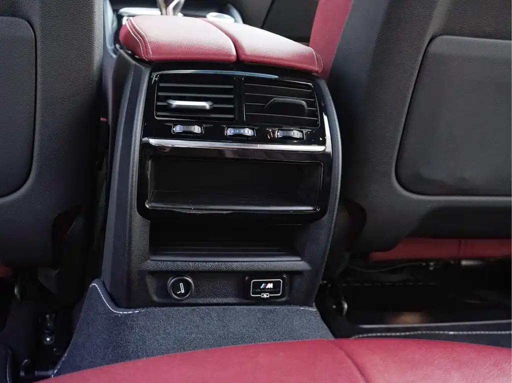 BMW 5 Series — миниатюра 18