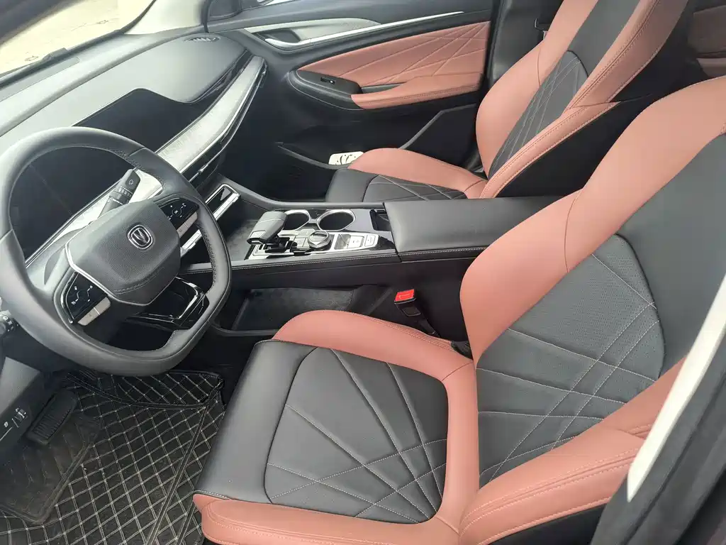 Changan Eado — миниатюра 4
