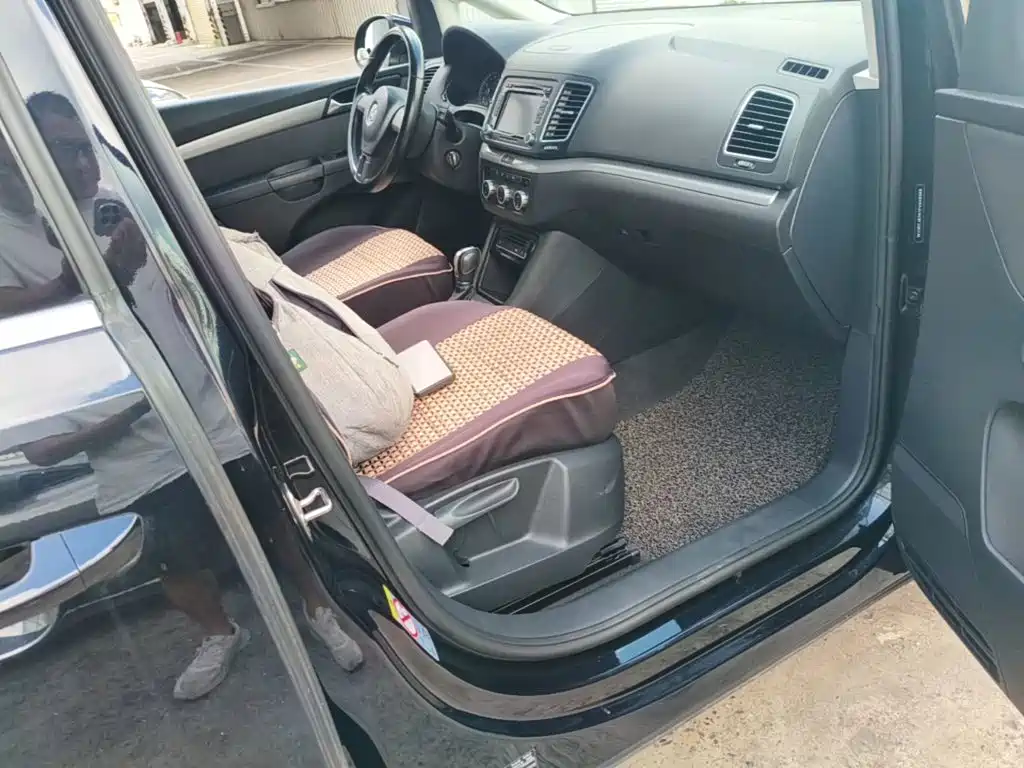 Volkswagen Sharan — миниатюра 9