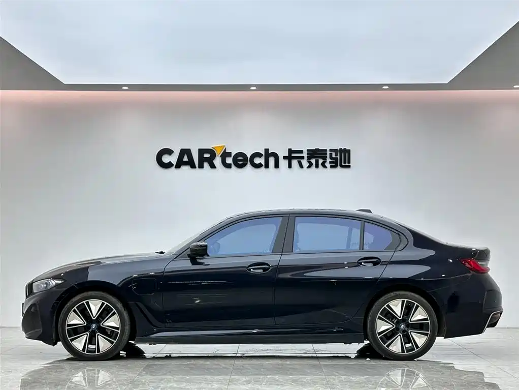 BMW i3 2024 eDrive 40 L Sport