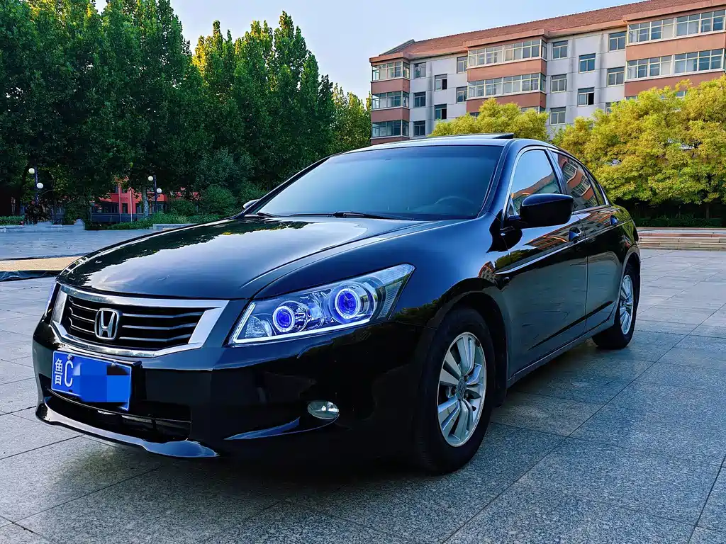 Honda Accord — миниатюра 6
