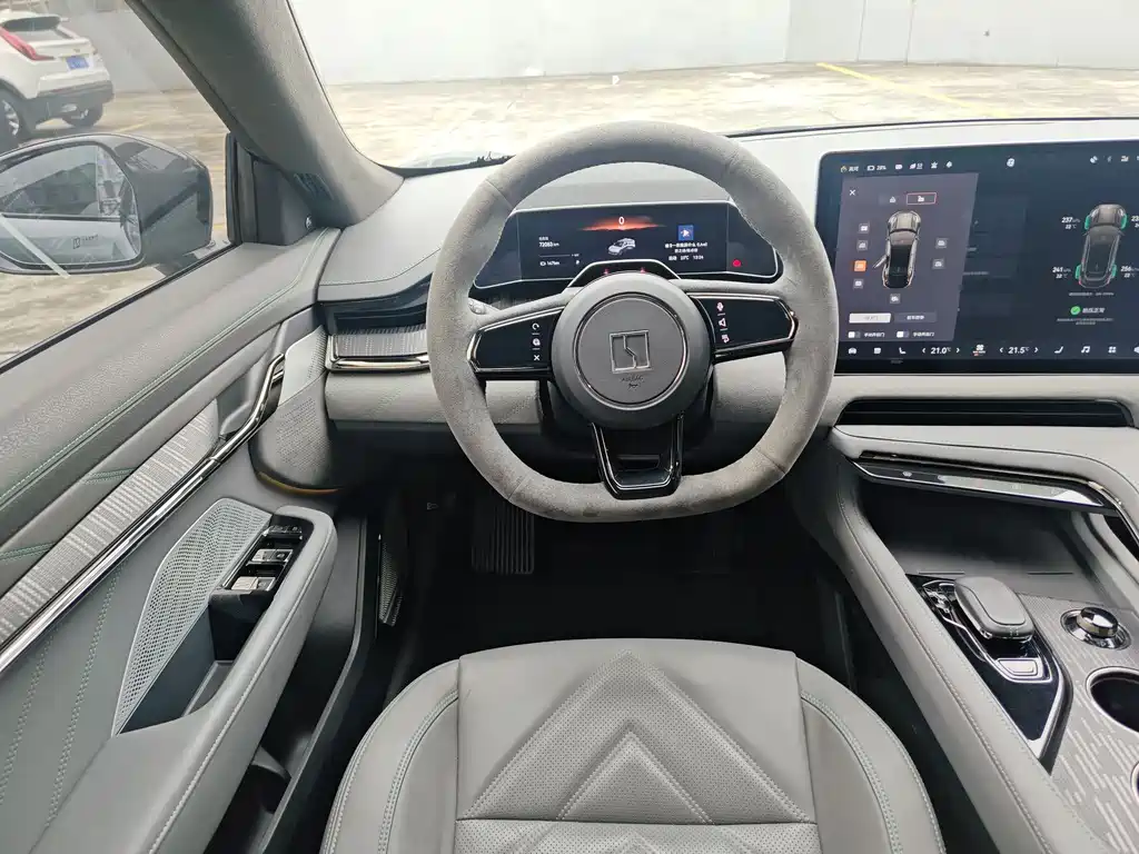 ZEEKR EXTREME KRYPTON 001