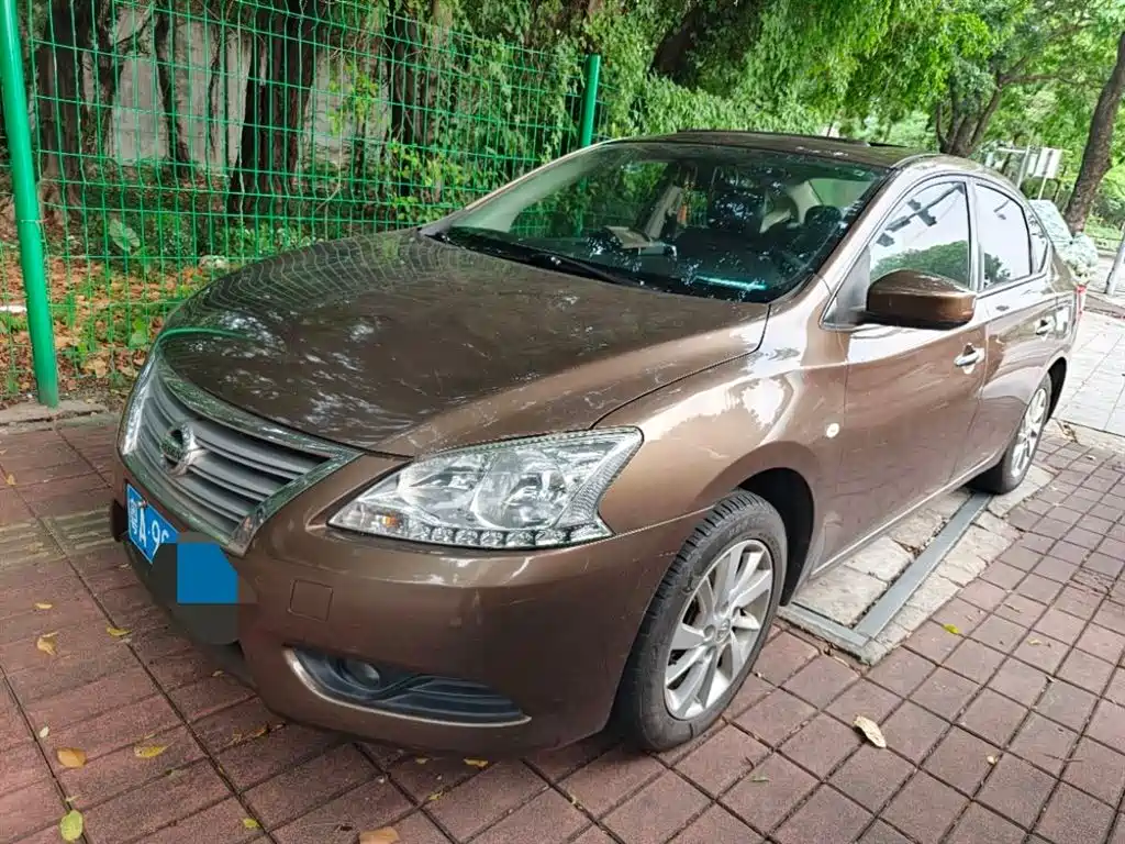 Nissan Sylphy 2014 1.6XV CVT Premium Edition