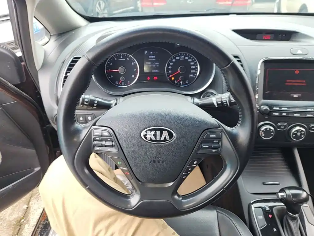 Kia K3 — миниатюра 11