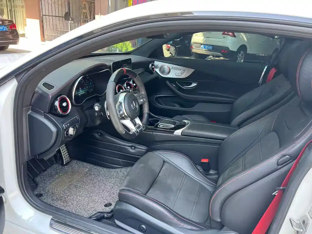 MERCEDES-BENZ C CLASS AMG