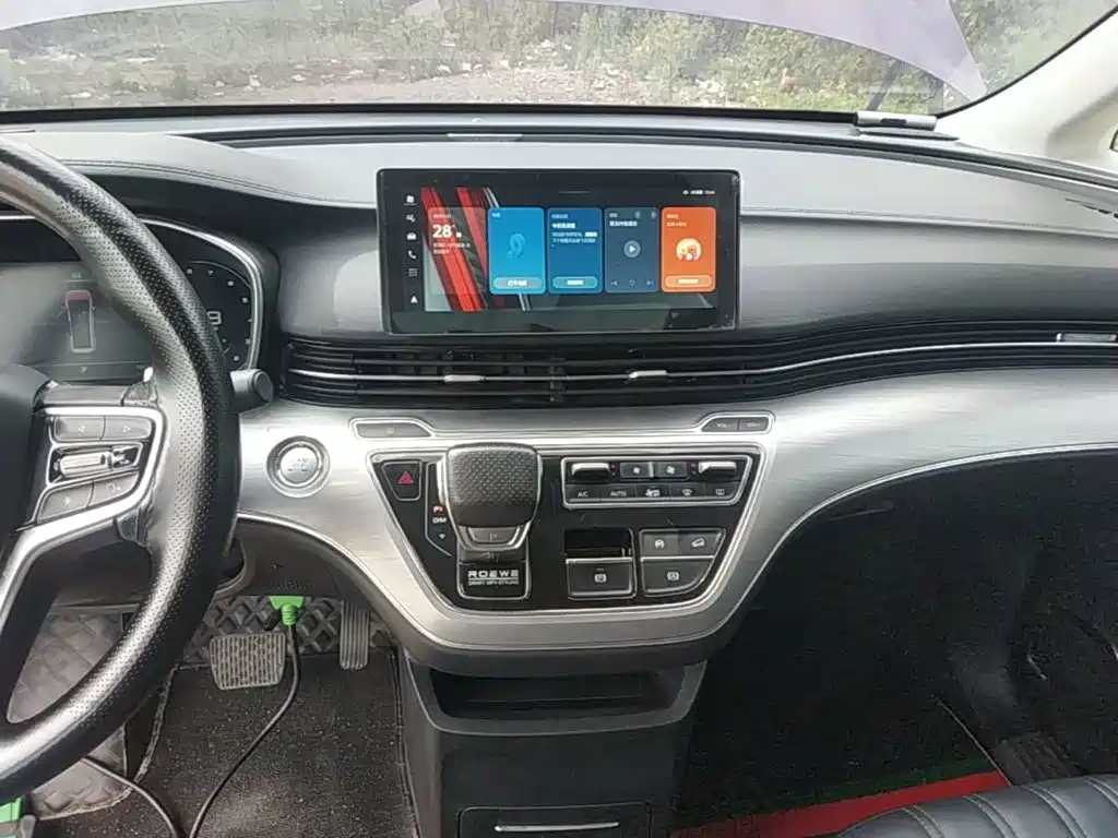 Roewe iMAX8 — миниатюра 13