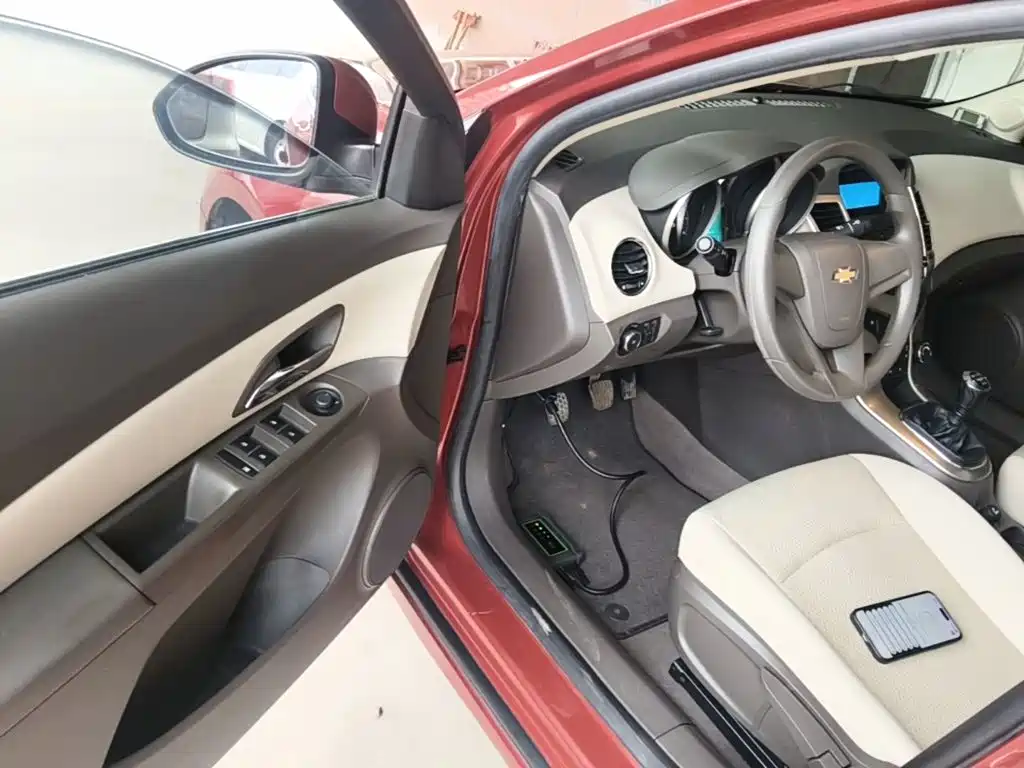 Chevrolet Cruze — миниатюра 16