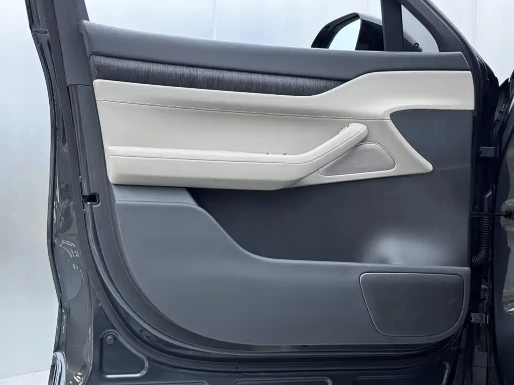 NIO ES8 2023 100kWh Executive