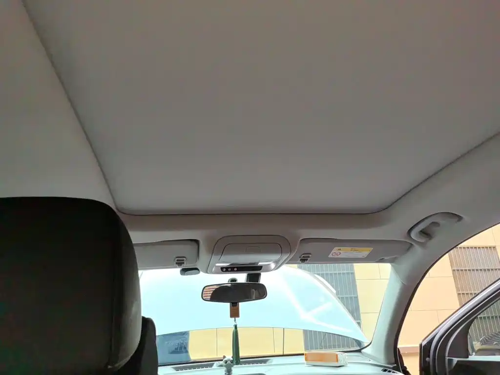 Chevrolet Equinox — миниатюра 19