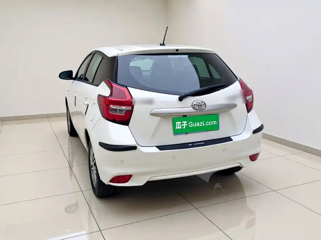 Toyota Vios FS — миниатюра 4