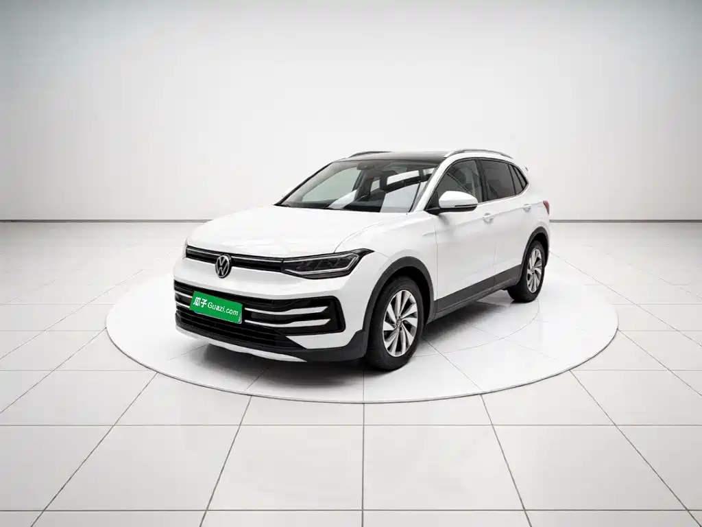Volkswagen Tharu — миниатюра 2