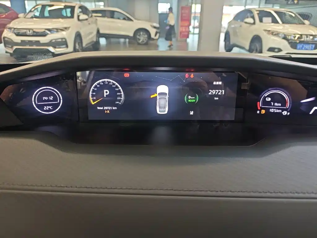 Changan UNI-V iDD — миниатюра 12