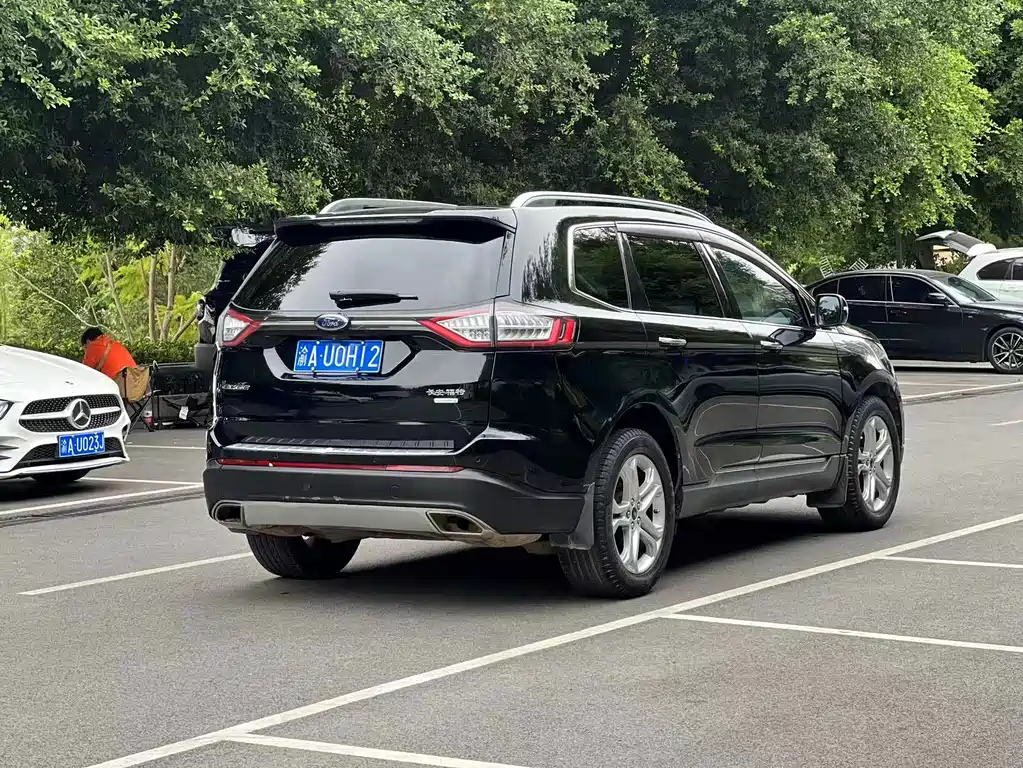 Ford Edge — миниатюра 9