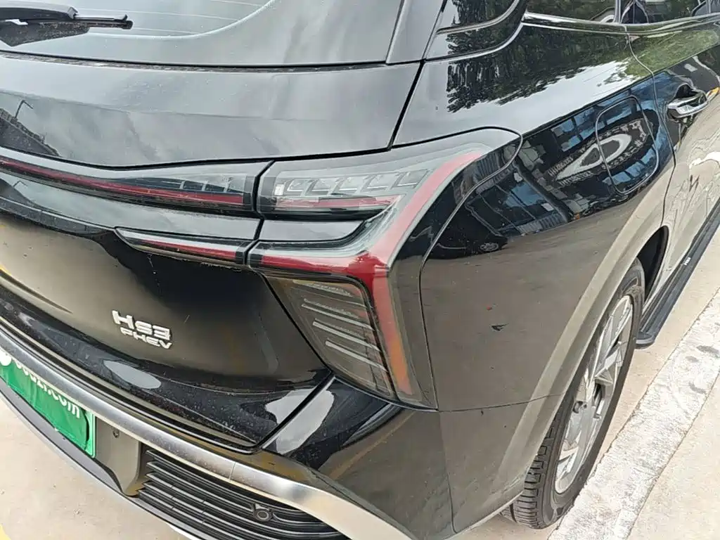 Hongqi Hongqi HS3 PHEV — миниатюра 8