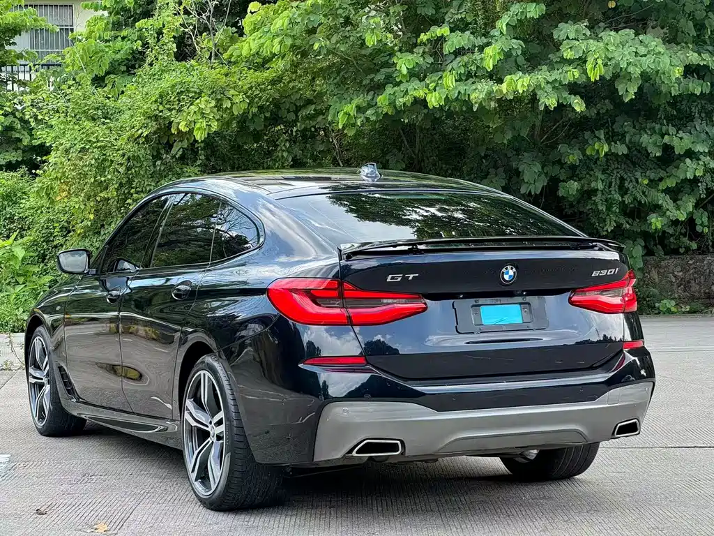 BMW 6 Series GT — миниатюра 6
