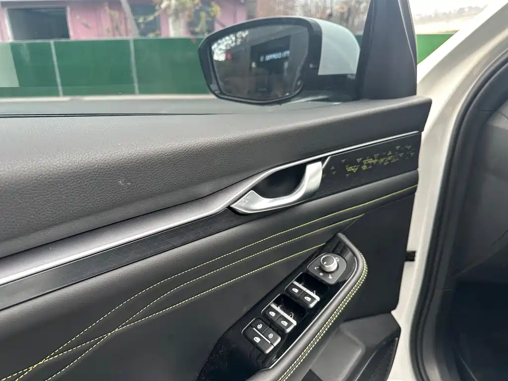 GEELY AUTOMOBILE XINGRUI