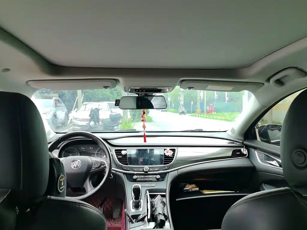 Buick LaCrosse — миниатюра 19