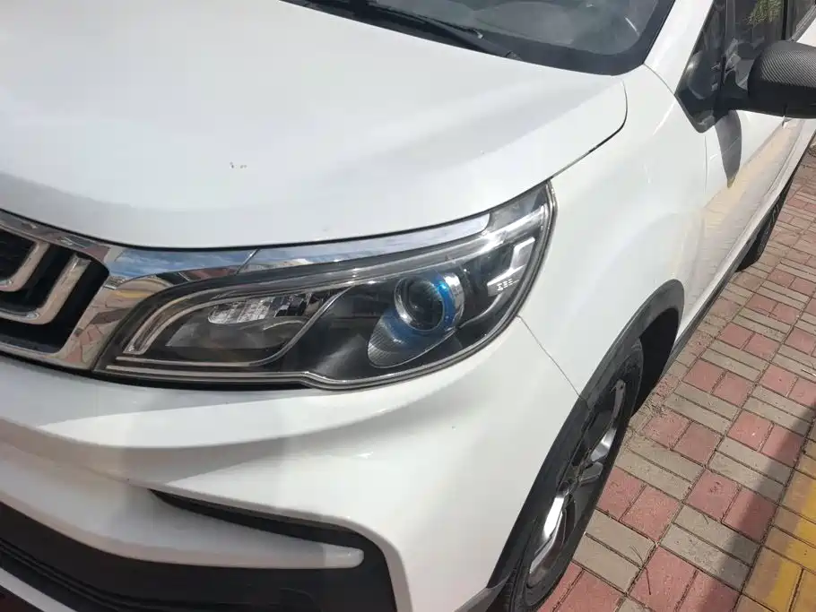 Geely Vision X3 — миниатюра 5
