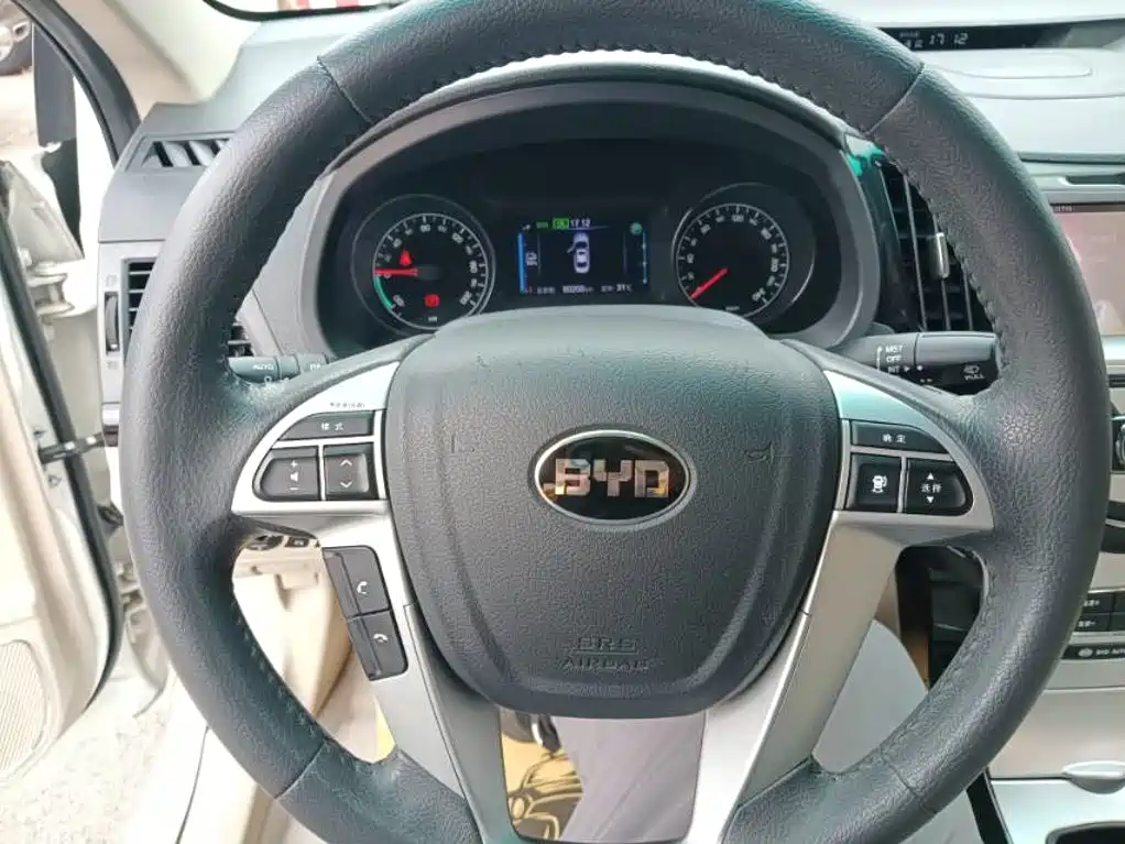 BYD e5 — миниатюра 5
