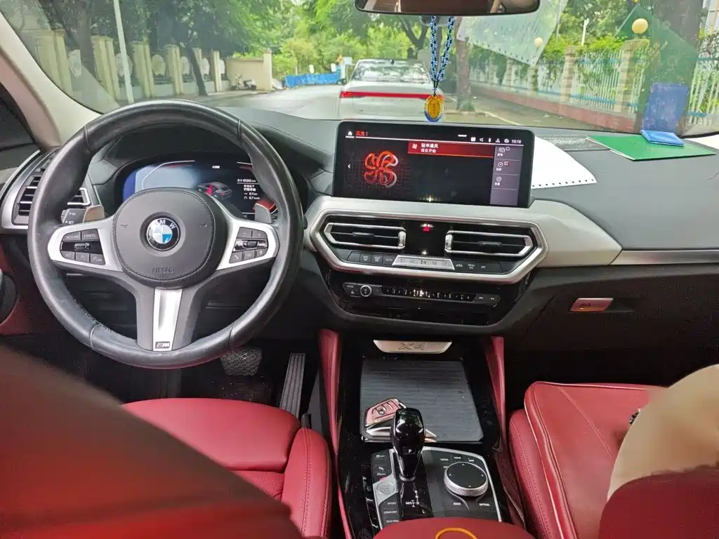 BMW X4 — миниатюра 13