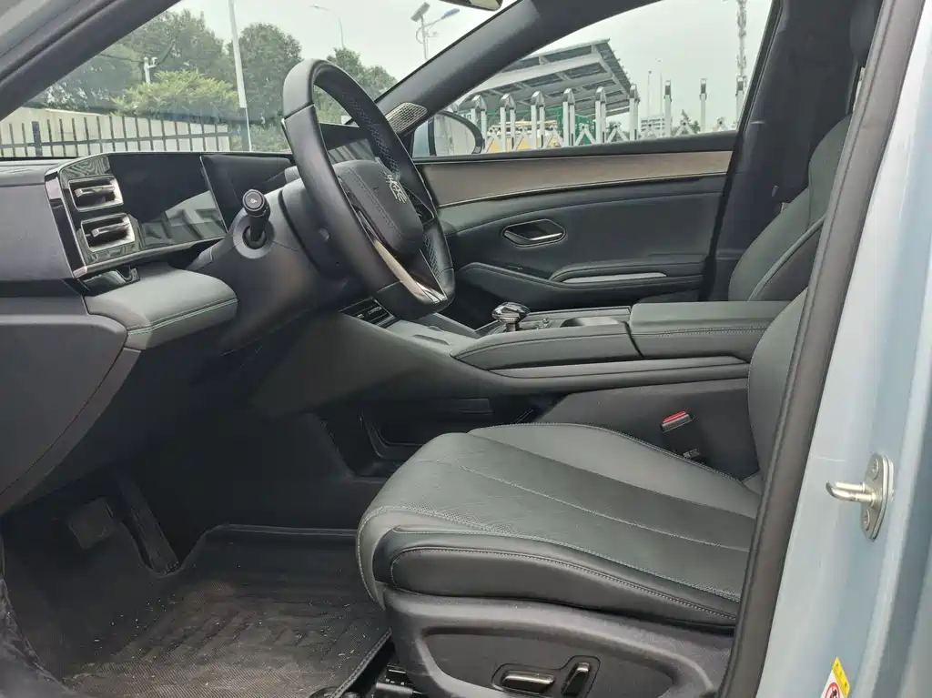 BYD Qin L — миниатюра 7