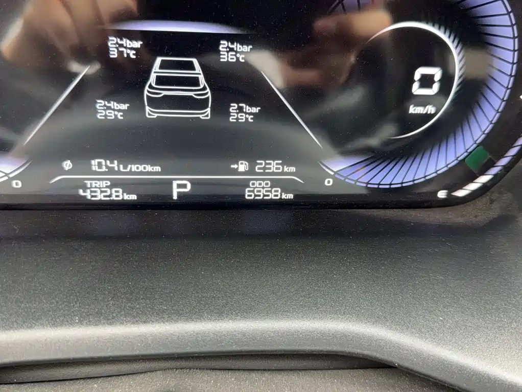 Geely Emgrand — миниатюра 6