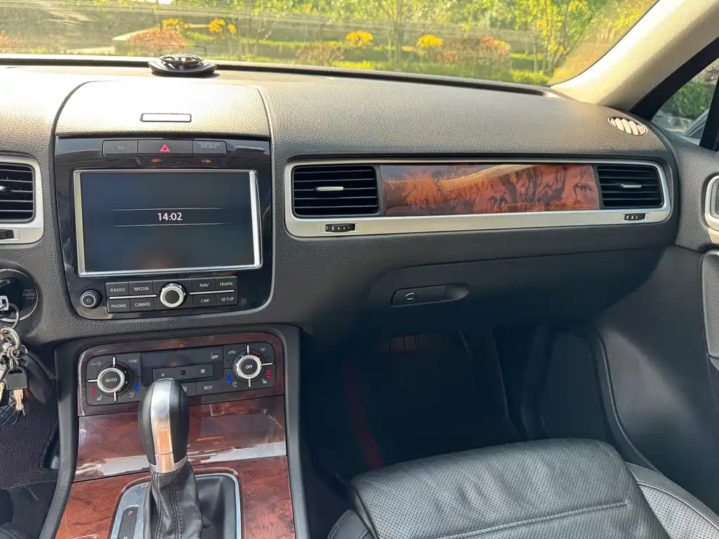 Volkswagen Touareg — миниатюра 9