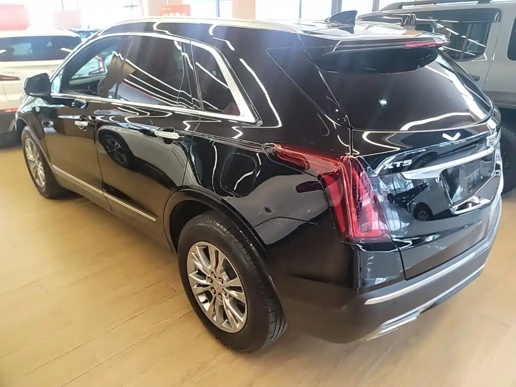 Cadillac XT5 — миниатюра 5