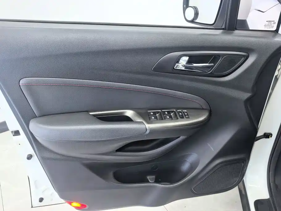 Changan CS15 — миниатюра 7