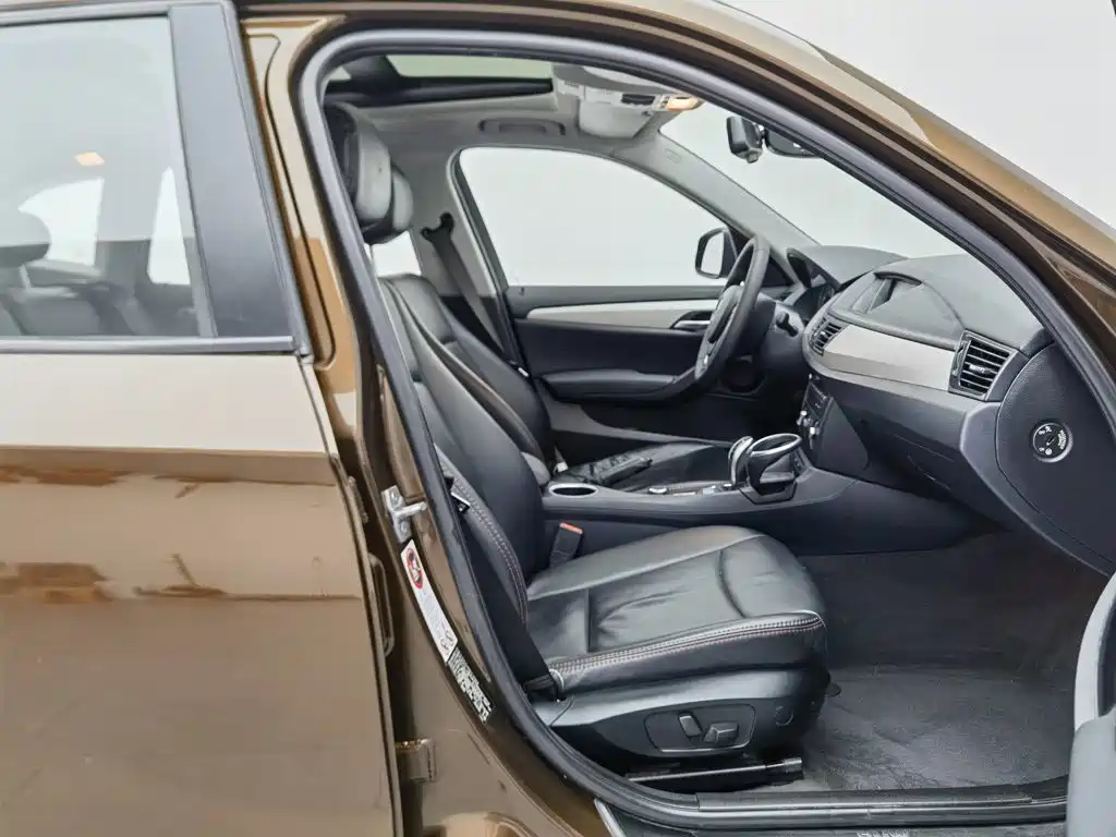 BMW X1 — миниатюра 23