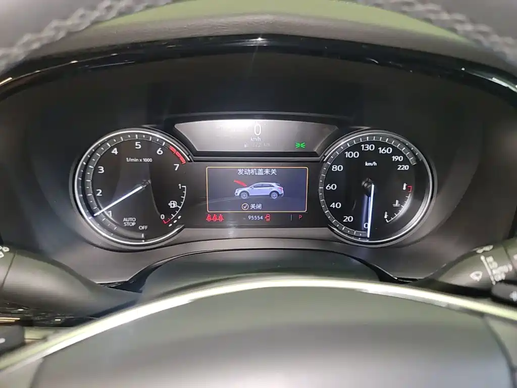 Cadillac XT5 — миниатюра 12
