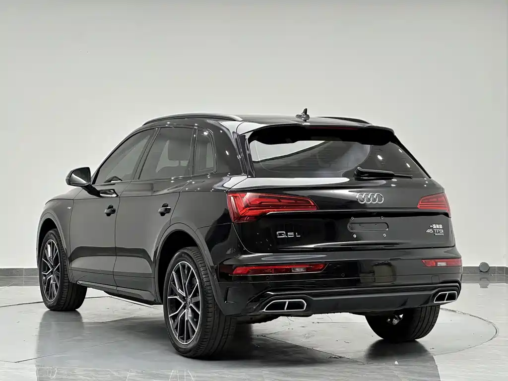 Audi Q5L — миниатюра 5