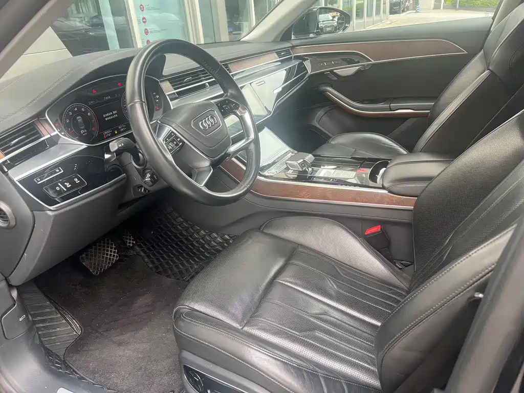 Audi A8 — миниатюра 9