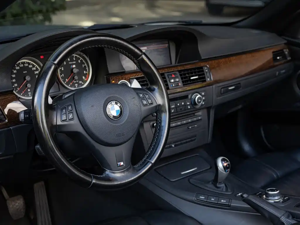 BMW M3 — миниатюра 10